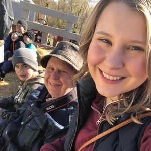 Meet your Posher, Anna